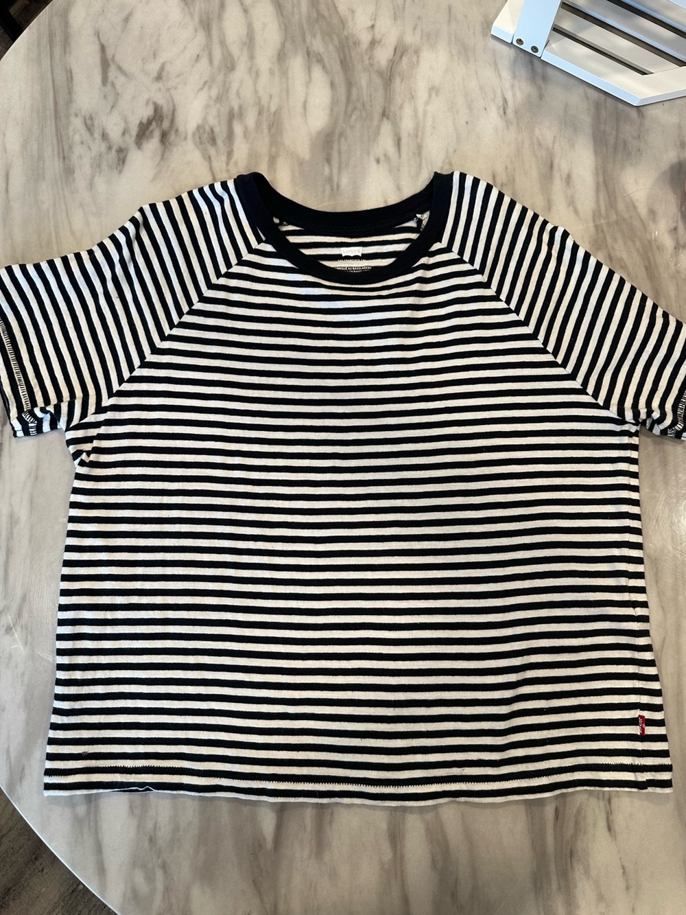 Levi's Black White Short Sleeved Striped Game Day Boxy T-Shirt large relaxed fit